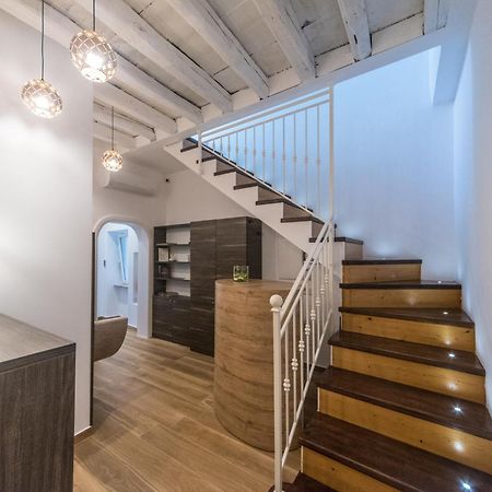 Suite Santa Chiara Трани Экстерьер фото